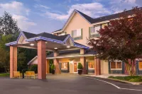 Comfort Inn & Suites Tualatin - Lake Oswego South Hotels near Fred Meyer