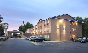 Best Western Plus Yakima Hotel