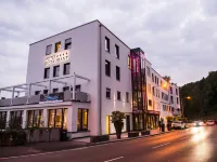 Design-Konferenzhotel & Restaurant Steinernes Schweinchen Hotels in Baunatal