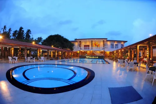 The Full Moon Hotel Katunayake Hotels in Katunayake
