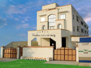 Hotel Maiden Residency