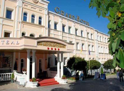 Grand Hotel