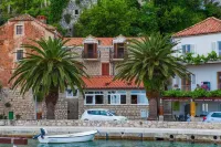 Villa Ana Apartments