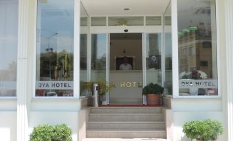 Oya Hotel - Housity