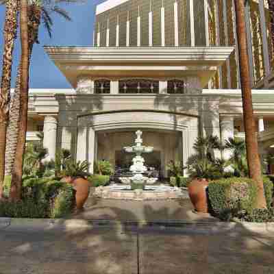 Four Seasons Hotel Las Vegas Hotel Exterior