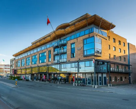 トーン ホテル ハルスター ハーシュタのホテル