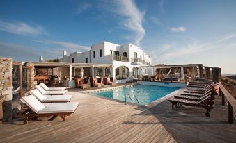 Tharroe of Mykonos Boutique Hotel