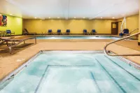 La Quinta Inn & Suites by Wyndham Ely Hotels in Ely