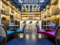Radisson Blu Boutique Hotel, Madrid Prado Hotels near Police