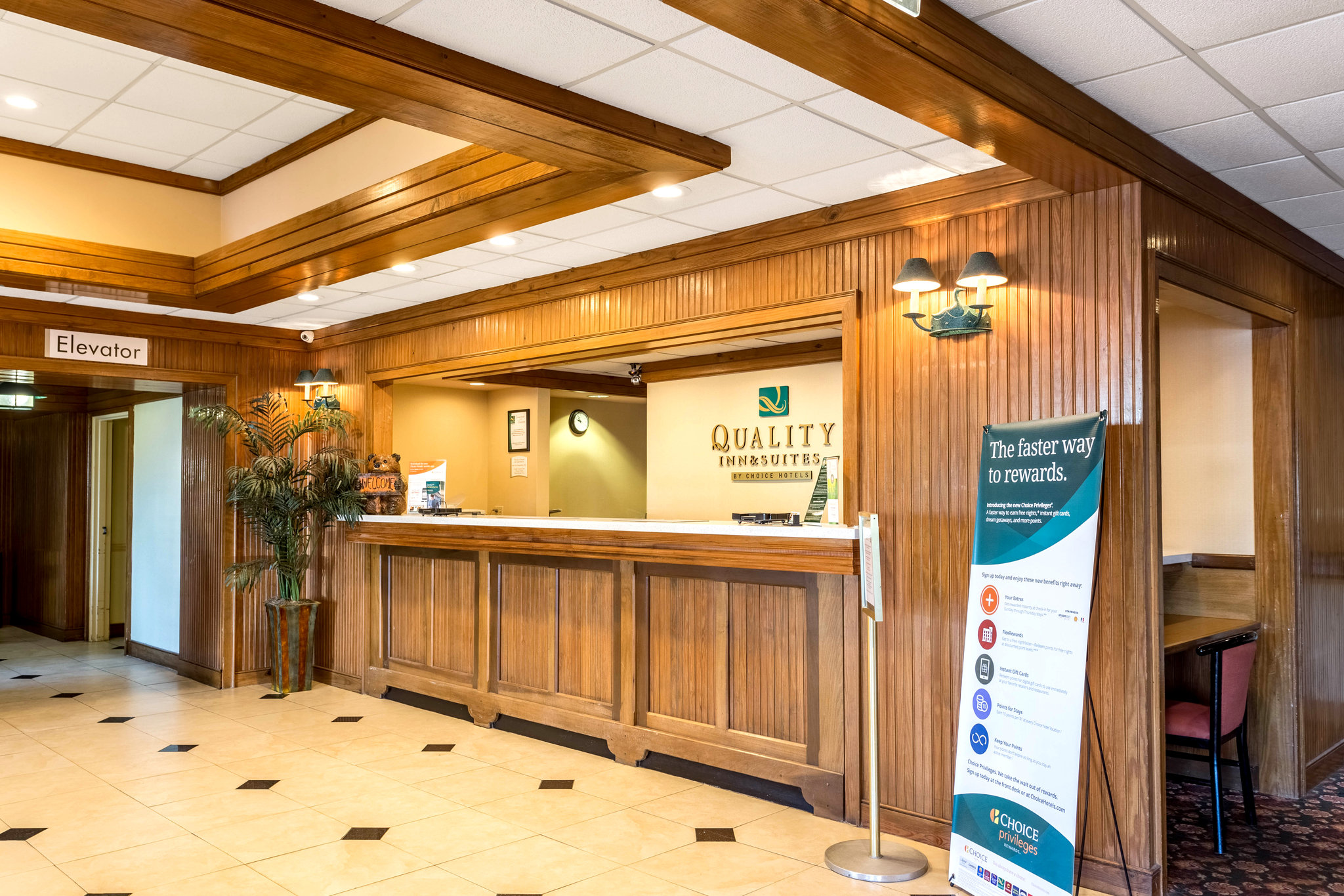 Quality Inn & Suites Baton Rouge West – Port Allen