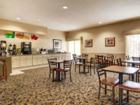 Quality Inn & Suites Hotels in Forrest County