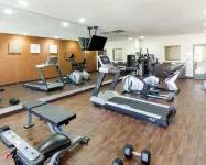 كومفرت سويتس كوتولا نير آي-35 - نادي رياضي