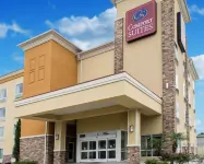 Comfort Suites Harvey - New Orleans West - parking