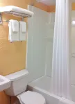 Media Inn & Suites - Pysäköinti