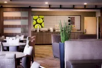 La Quinta Inn & Suites by Wyndham Fairbanks Airport - breakfast