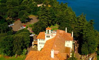 Columbia Gorge Hotel & Spa