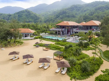 Banyan Tree Lang Co Отели в г. Phu Loc