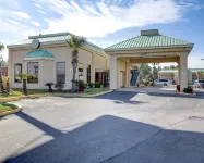 Econo Lodge Inn & Suites Các khách sạn ở Gulfport