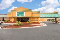 Quality Inn فنادق في York County