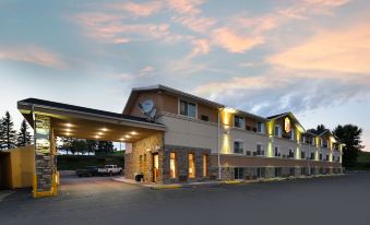 Super 8 by Wyndham Minot Airport