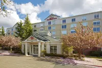 Hilton Garden Inn Portland/Lake Oswego Hotels near Kruse Village