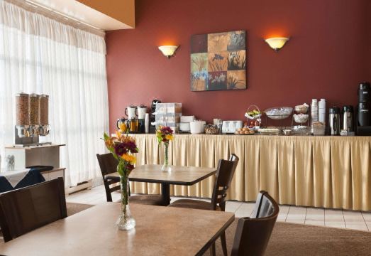 2. 트래블로지 바이..