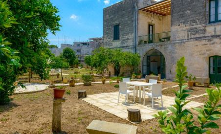 Residenza Storica Parco Lanoce - Housity