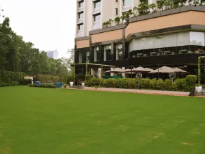 Shangri-La's-Eros Hotel New Delhi