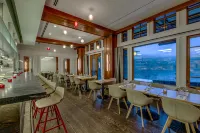 Nita Lake Lodge