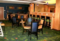 Fairfield Inn & Suites Fairmont