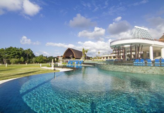 메루사카 누사 두아 수영장