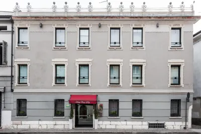 Hotel Casa Poli Hotels in Mantua