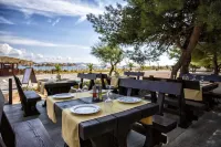 Amadria Park Beach Hotel Niko Hotels in Žaborić