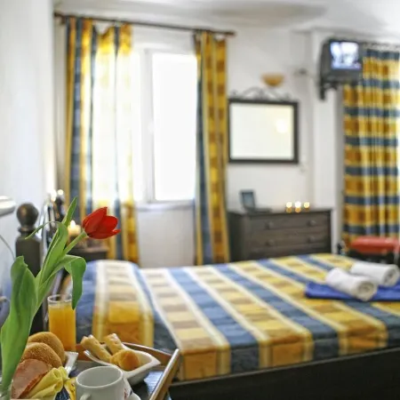 Hotel Galaxias
