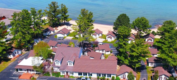 Beach House Lakeside Cottages Hotels in Cheboygan County