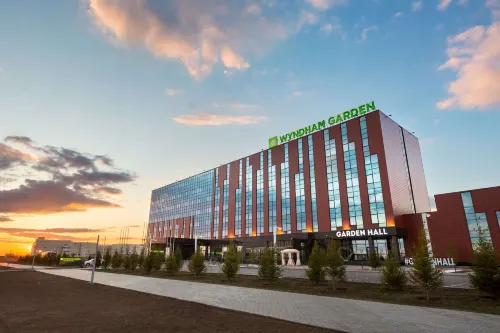 Wyndham Garden Astana - parcheggio