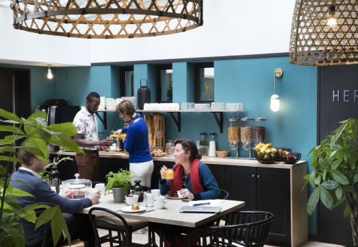 호텔 파리 라 파이에트