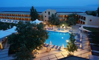 Alexander Beach Hotel & Spa