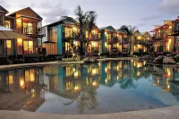 Noosa Lakes Resort Hotele w: Doonan