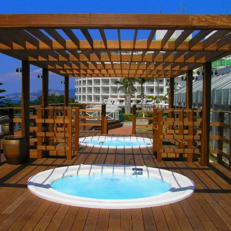 Okinawa Kariyushi Beach Resort Ocean Spa