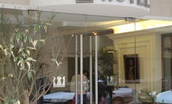 Hotel Napoleon Beirut