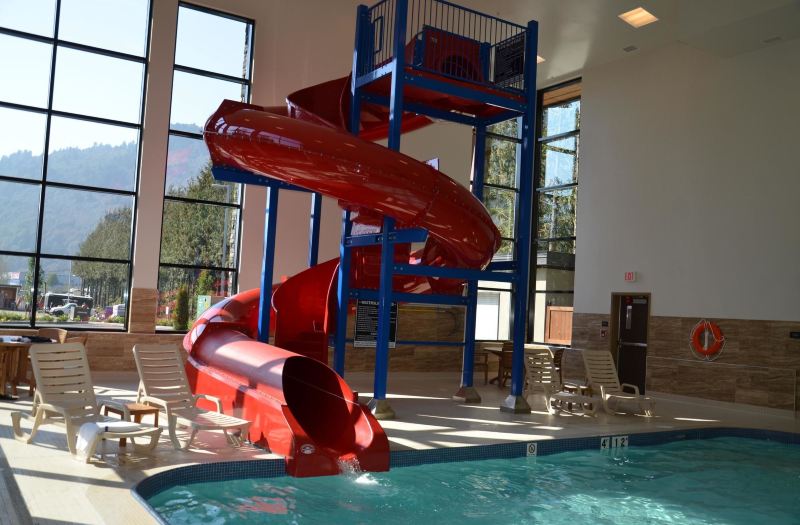 hotels in murray ky with indoor pool
