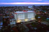 Rocky Plaza Hotel Padang Hotels in West Padang