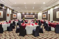 Jambuluwuk Convention Hall & Resort Puncak Hotels in Ciawi