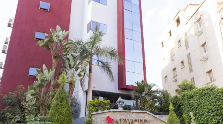 NewCity Hotel & Suites