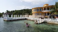 Waters Edge Guest House Hotels in 