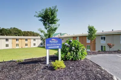 Plymouth Bay Inn Hotels in Kingston