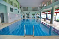 Hotel Mandalay - ที่มีสระว่ายน้ำ