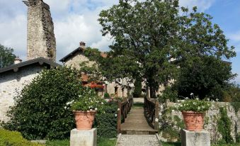 Castello di Cernusco Lombardone