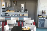 B&B Hotel Chatellerault - breakfast